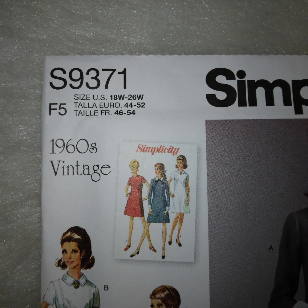 SIMPLICITY S9371 Sz 18W-26W. Vintage 1960s A line dress in variations
